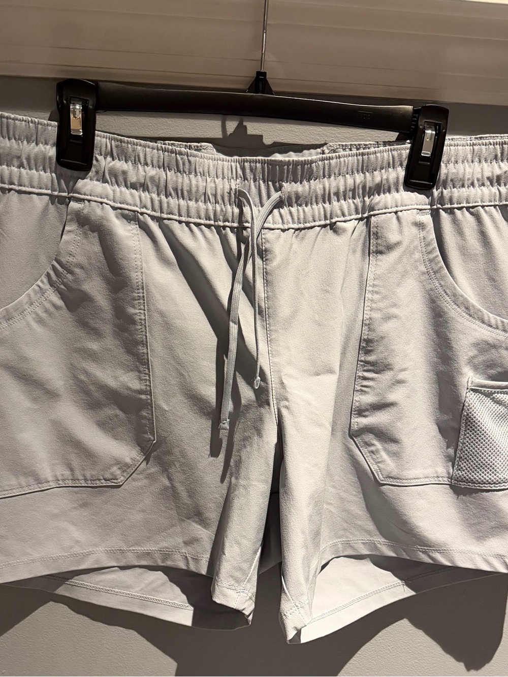Columbia Light Gray Women's Athletic Drawcord Shorts